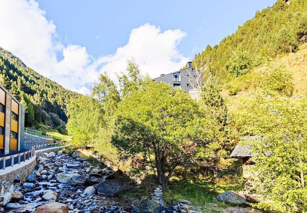 Unico Piso Colorido Y Divertido En Ransol - Increibles Vistas Al Rio Y Naturaleza - Ideal Familias Apartment Andorra la Vella Luaran gambar